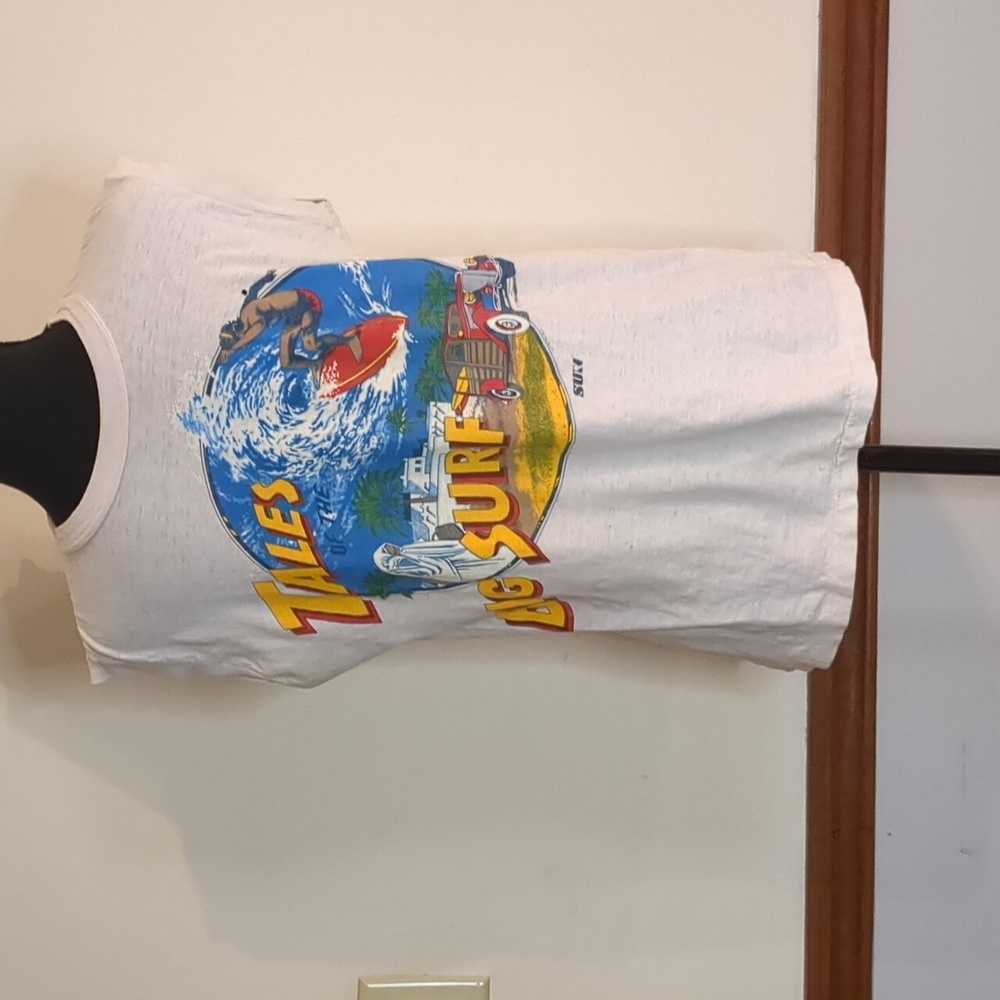 Sun, sun, sun sleeveless shirt with colorful graphic, Men's Medium.